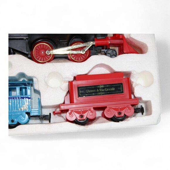 Battery Operated Western Special Train Set With Sound Station & Tracks - Picture 8 of 10